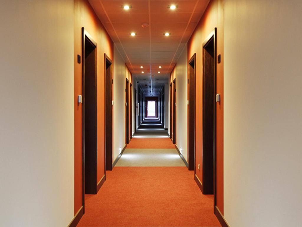 Hotel Otolinski Płock Exteriör bild
